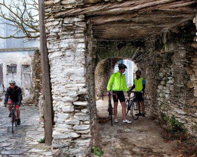 Cycling, Resting in Tinos Island - Steni Village