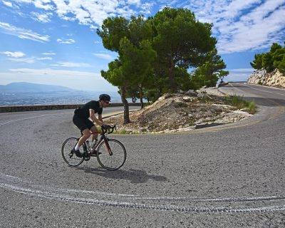 A spectacular view of the sea while climbing the Mt. Penteli - Road cycling in Athens by GrCycling